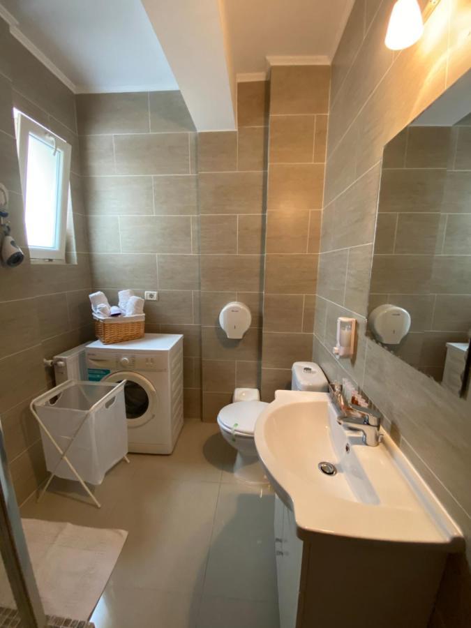 Alex Apartments Năvodari Eksteriør billede